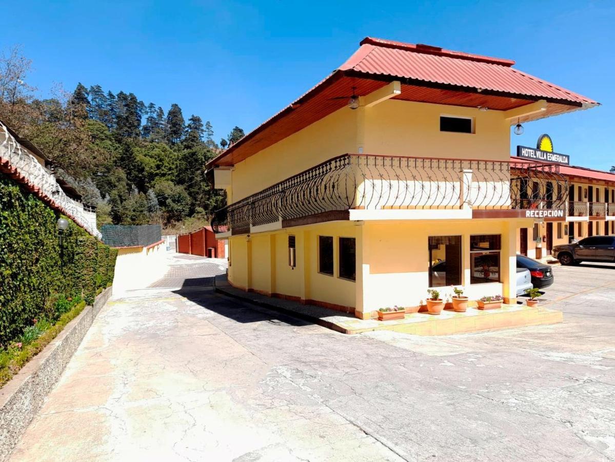 Hotel Y Restaurante Villa Esmeralda 케트살테낭고 외부 사진